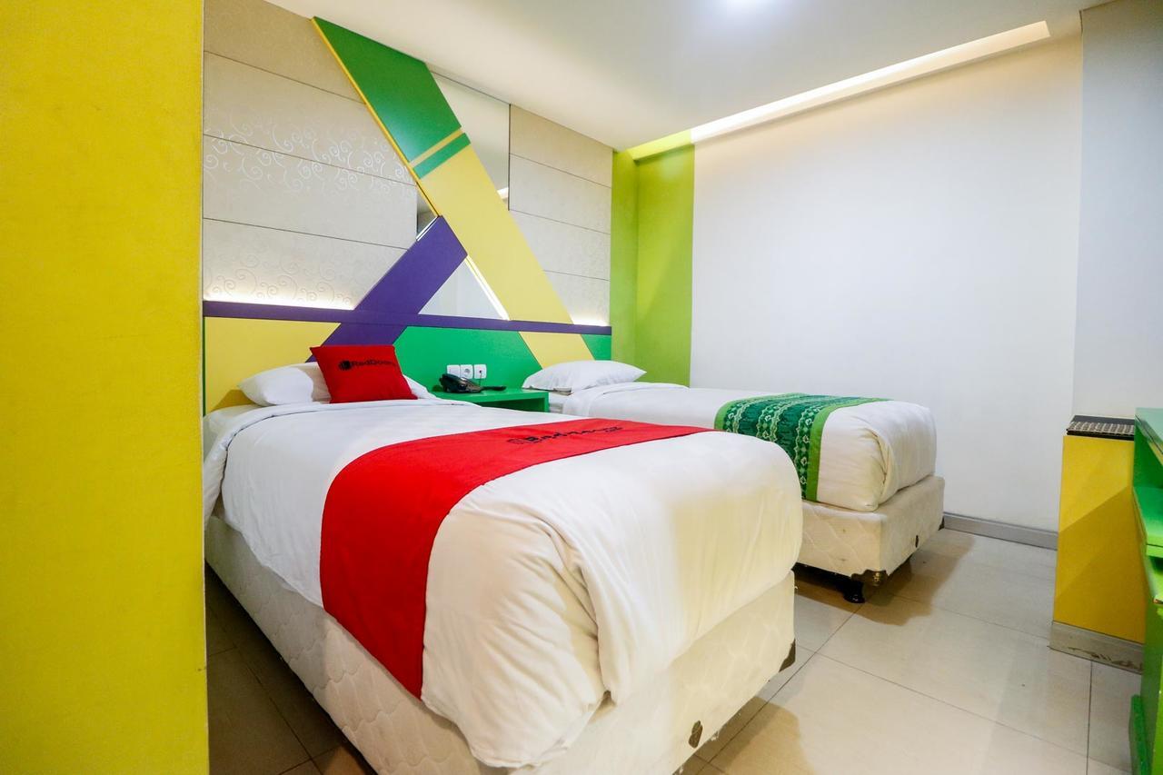 Reddoorz Plus Near Universitas Lambung Mangkurat Banjarmasin  Exterior foto